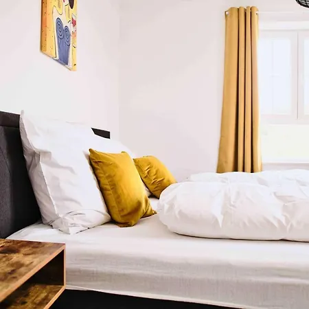 بيت للعطل Mein Eifel Altes Pfarrhaus *