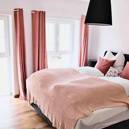 Mein Eifel Altes Pfarrhaus Semesterbostad *