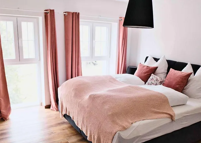 Mein Eifel Altes Pfarrhaus Feriehus *